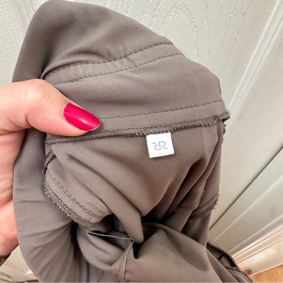 Raffaello Rossi candy 7/8 pants tan brown athletic joggers sweatpants 40 - Picture 8 of 8